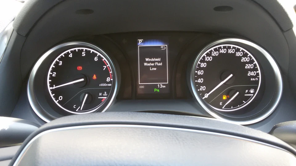 Toyota Camry Білка 2,5 181 к.с. 4