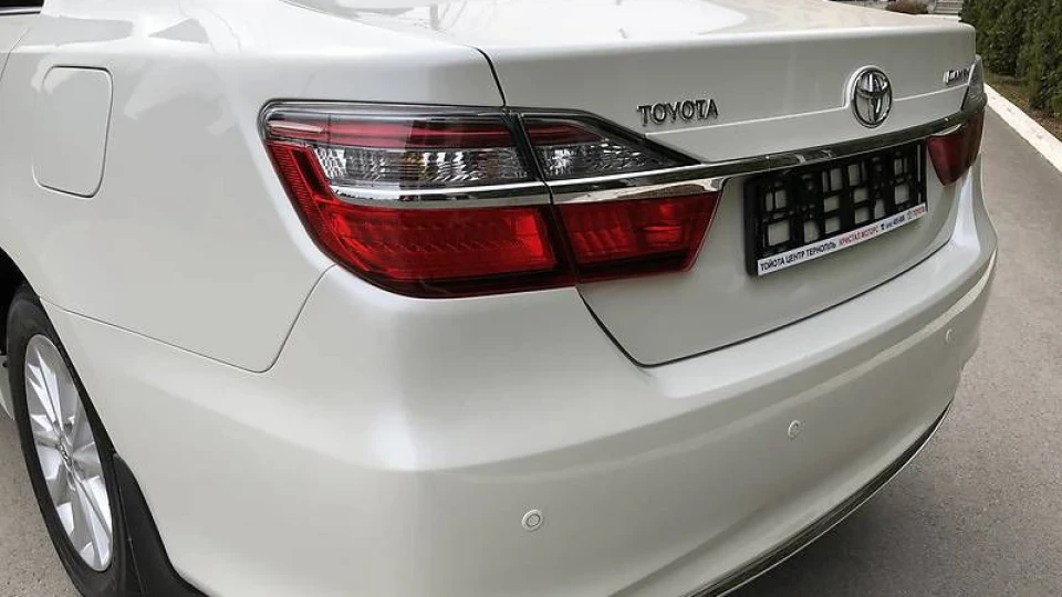 Toyota Camry Білосніжка 4