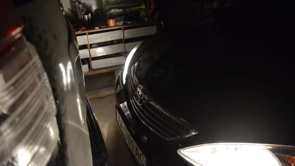 Toyota Camry Black Pearl 5