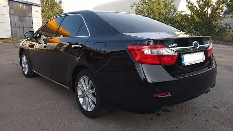 Toyota Camry Чорна 2.5 2