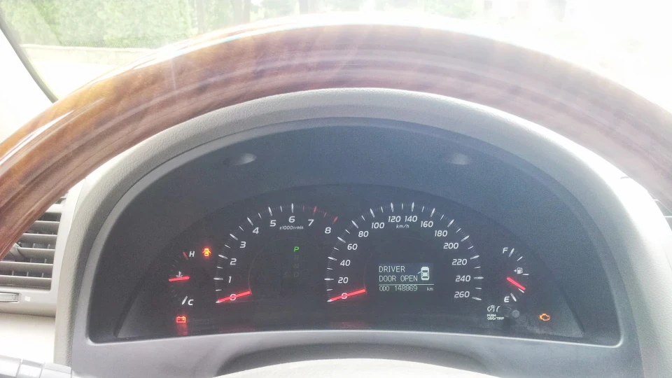 Toyota Camry Чорна ластівка 4