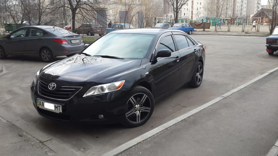 Toyota Camry Чорнуха 2