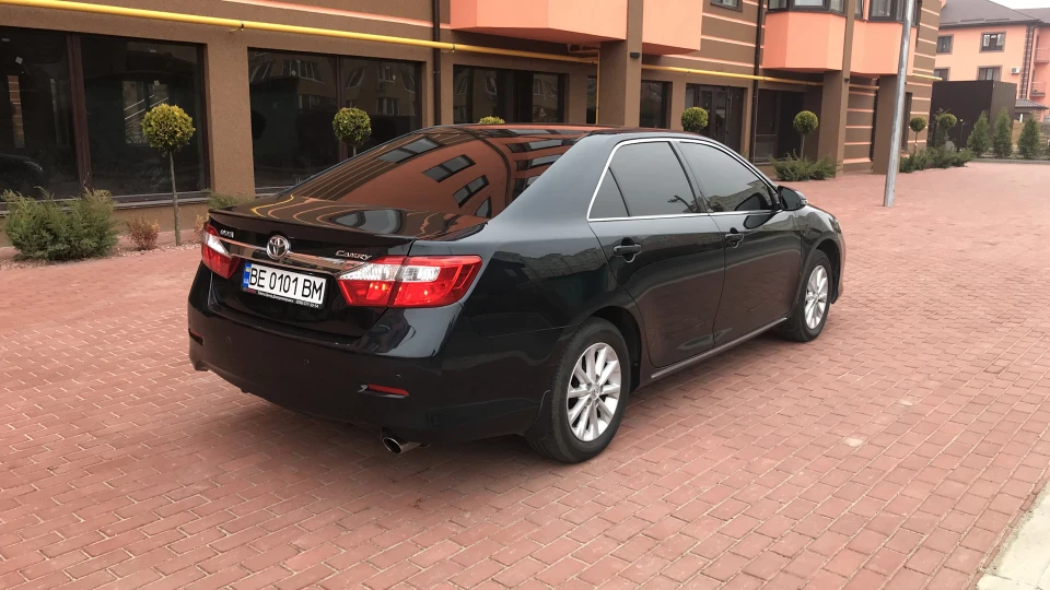 Toyota Camry Elegance 2