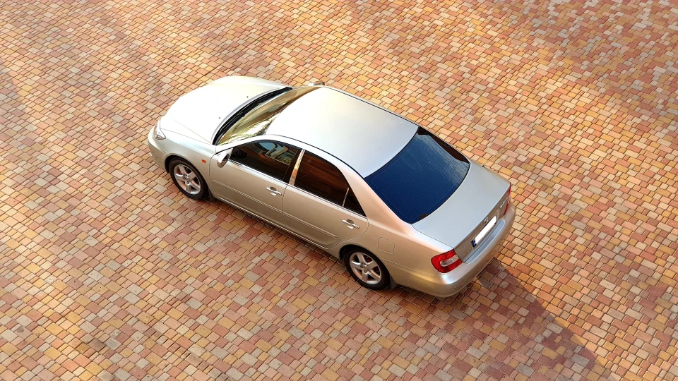 Toyota Camry Executive Sedan 2