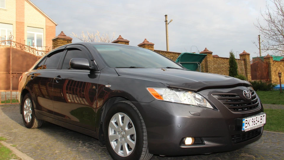 Toyota Camry FULL 3