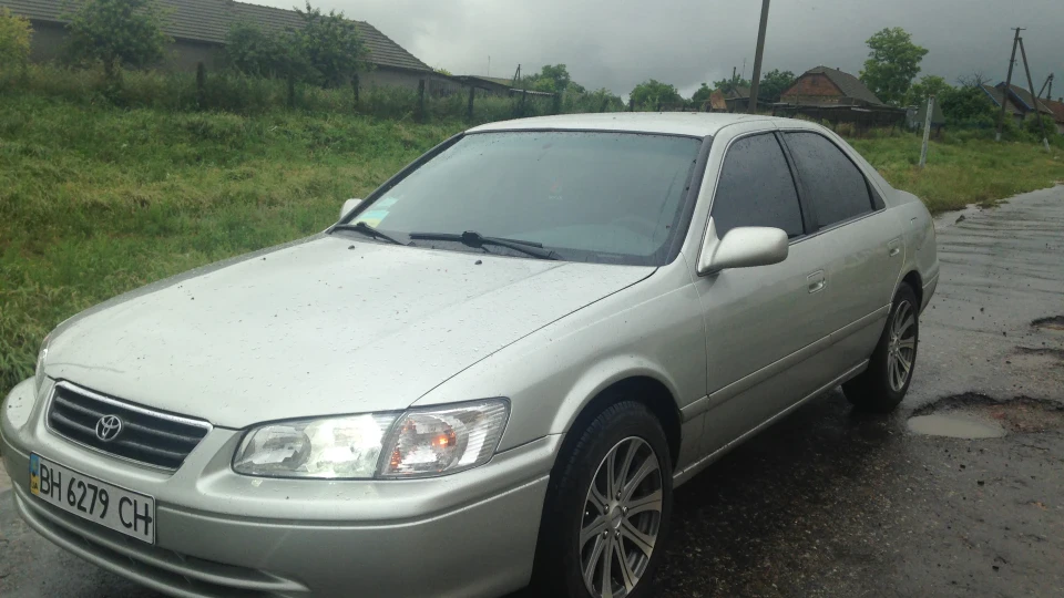 Toyota Camry Держ. клас 2