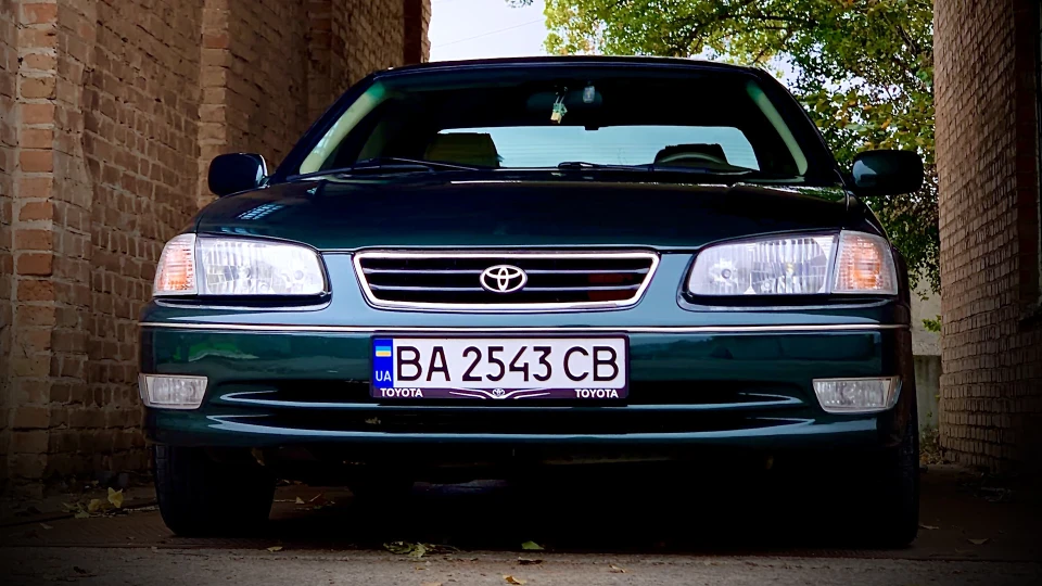 Toyota Camry Greenstone 3