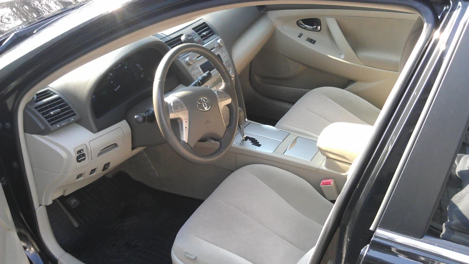 Toyota Camry HYBRID 4