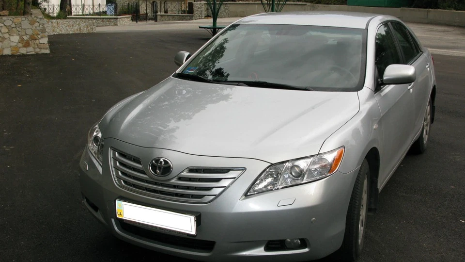Toyota Camry Камінь)) 3