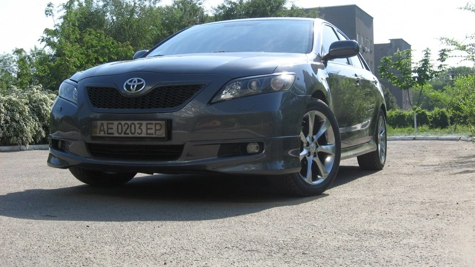 Toyota Camry Камрюха 2