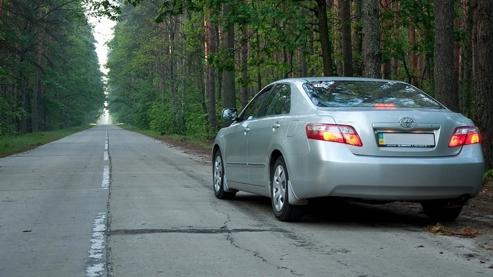 Toyota Camry Комлектація GL 2.4 2