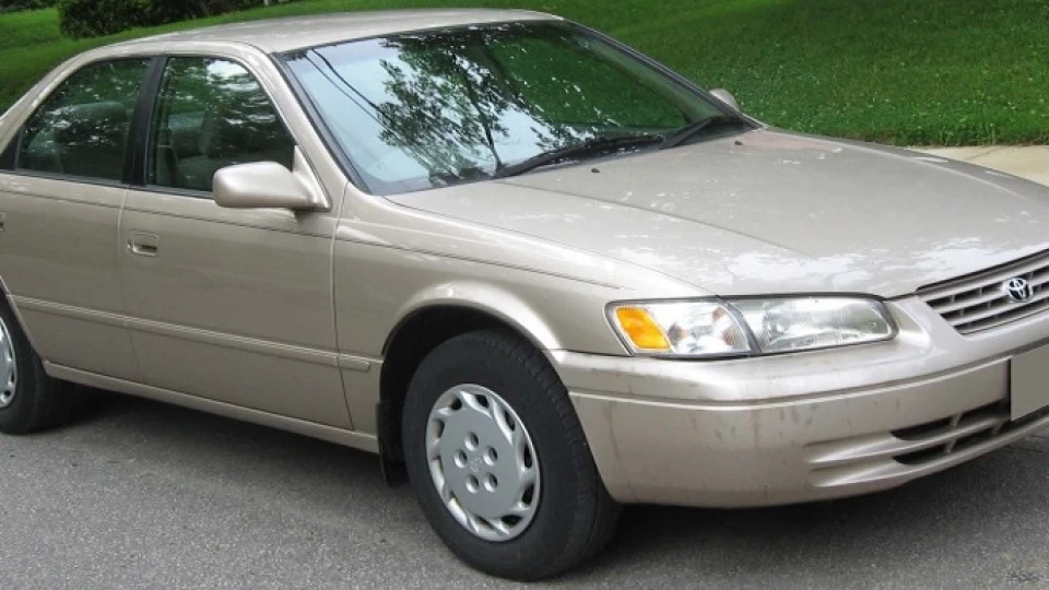 Toyota Camry Круїзний лайнер 2