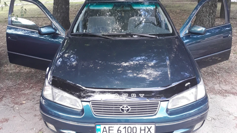 Toyota Camry Ластівка 3