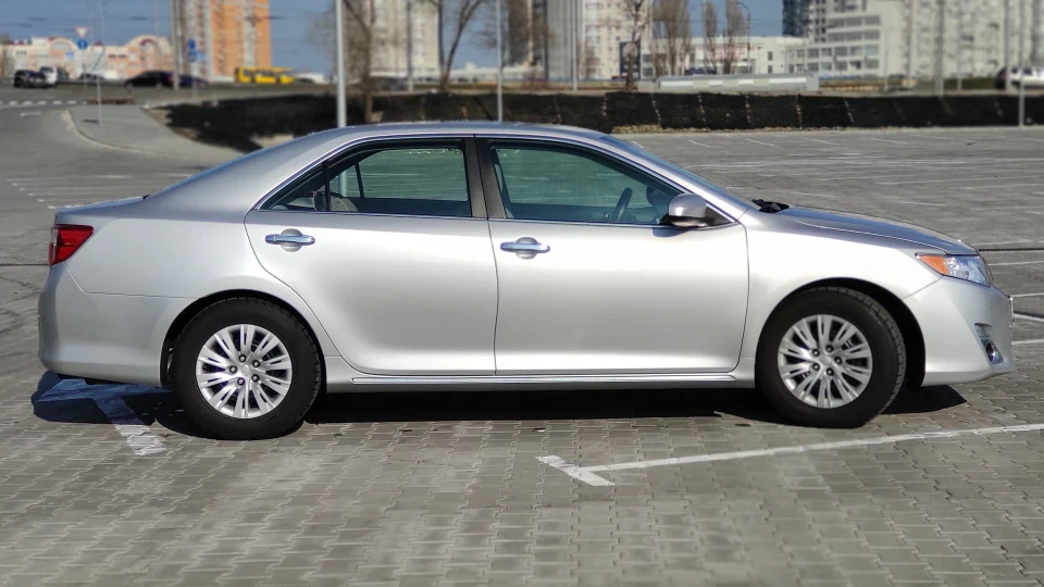 Toyota Camry LE USA, США 5