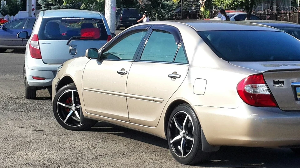 Toyota Camry Limited Edition 2