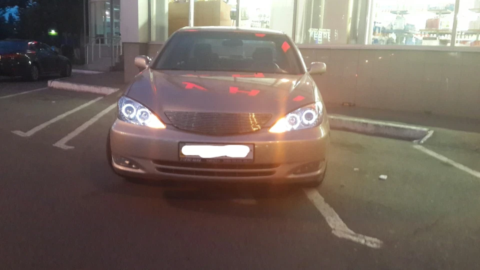 Toyota Camry Limited Edition 4