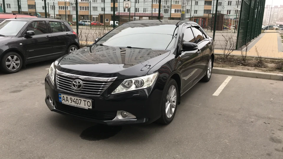 Toyota Camry lux