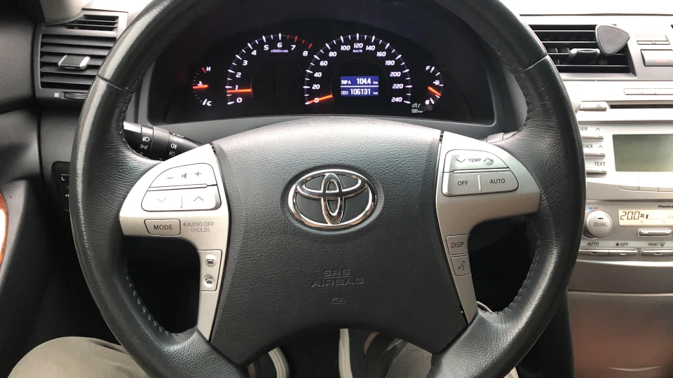 Toyota Camry МЕХ )) 4