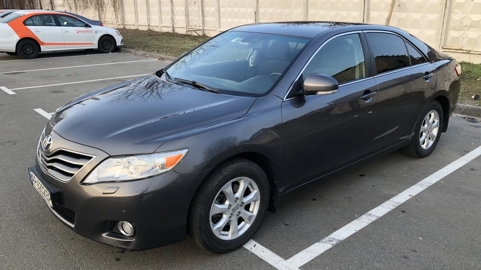 Toyota Camry МЕХ )) 5
