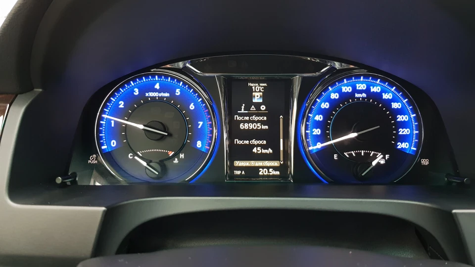 Toyota Camry Непоняточка 2