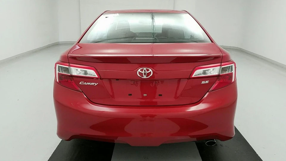 Toyota Camry Огоньчик