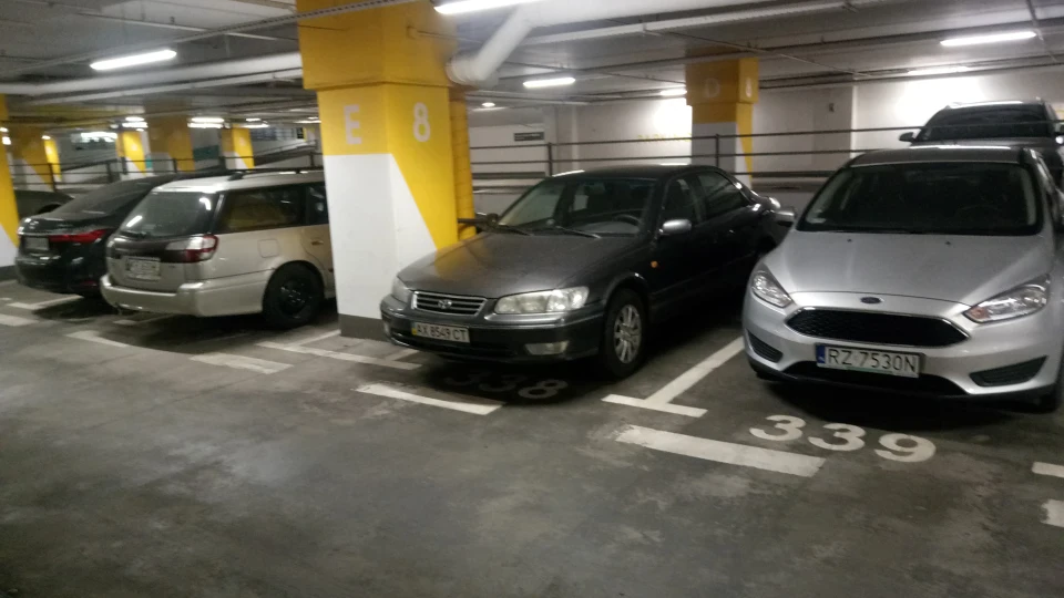 Toyota Camry Батьківський диван 5