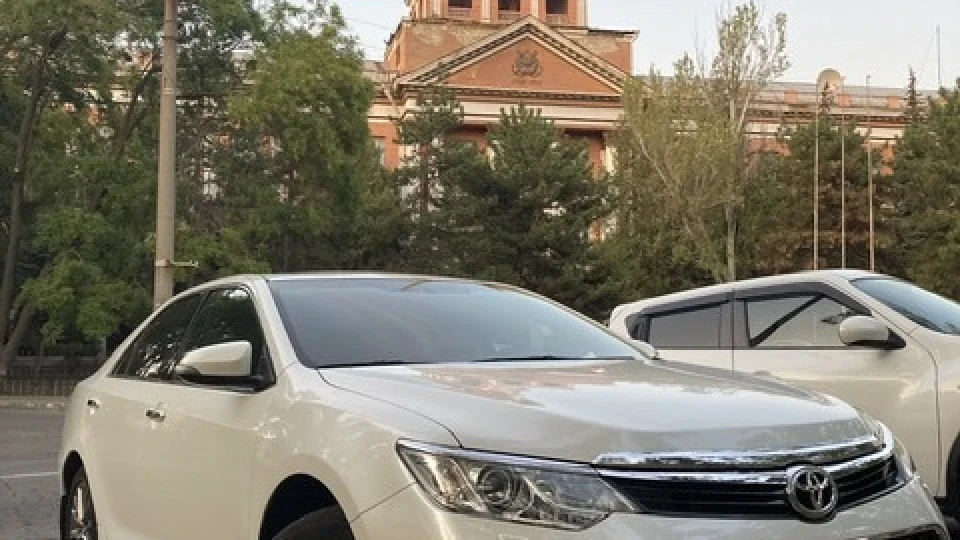 Toyota Camry Premium