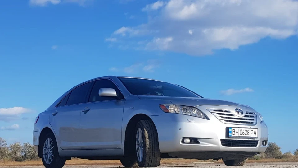 Toyota Camry Срібна куля 2
