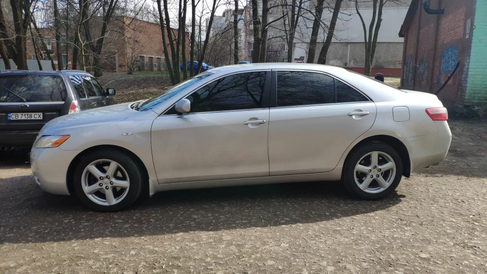 Toyota Camry Серебрянка 3.5 2