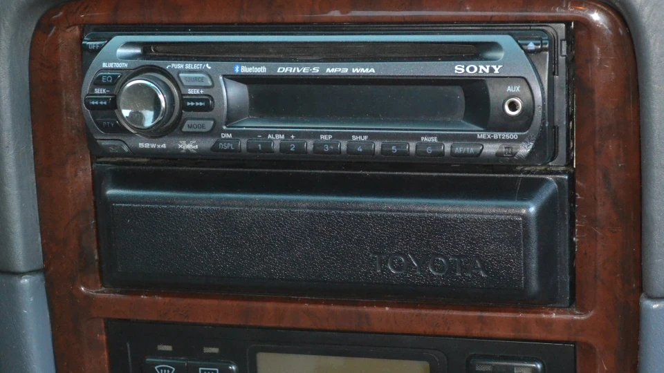 Toyota Camry синя куля 4