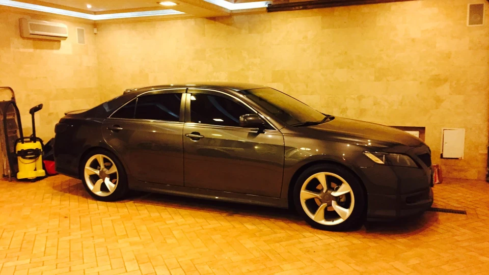 Toyota Camry Stealth 5