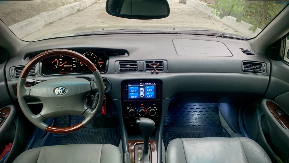 Toyota Camry SXV 20 LE 2.2 AT 2