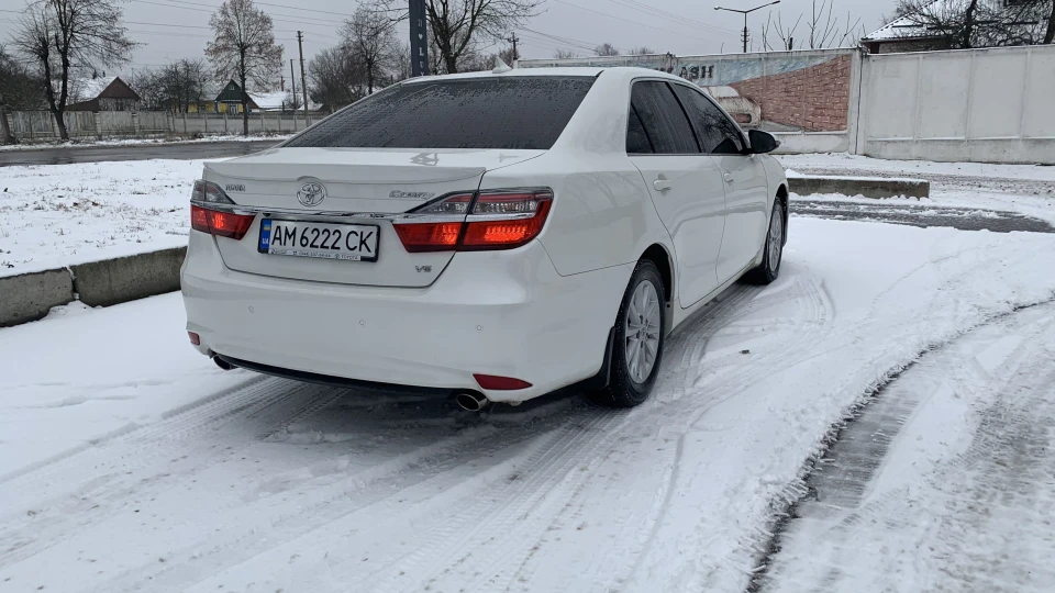 Toyota Camry Типа 3.5😁 5