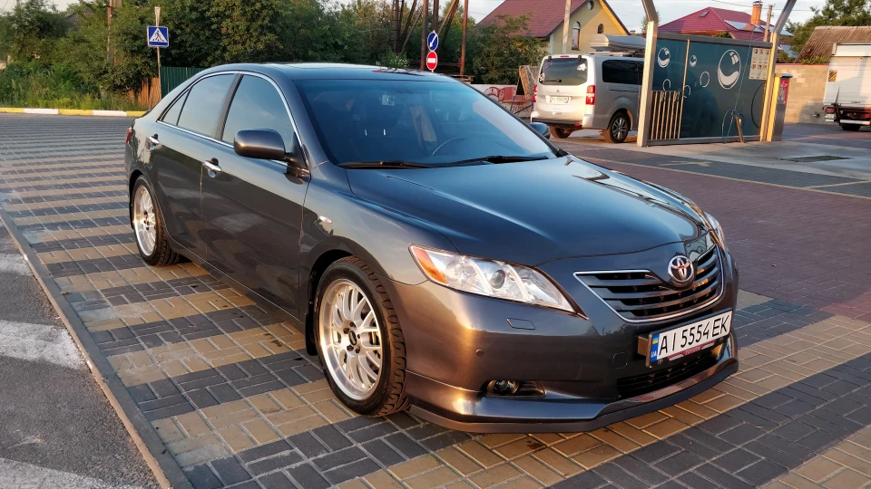 Toyota Camry ТриП'ять 4