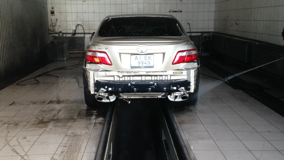 Toyota Camry USA 5
