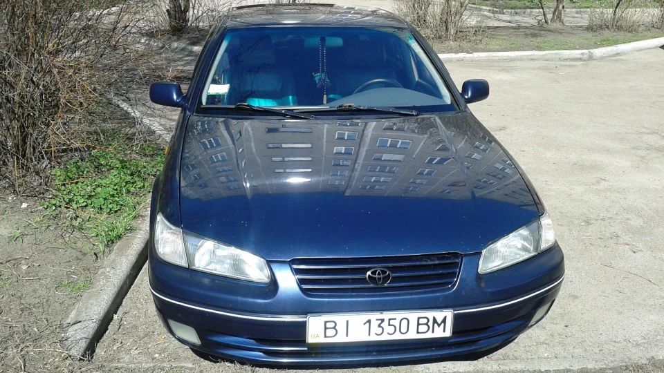 Toyota Camry V20 3.0 2