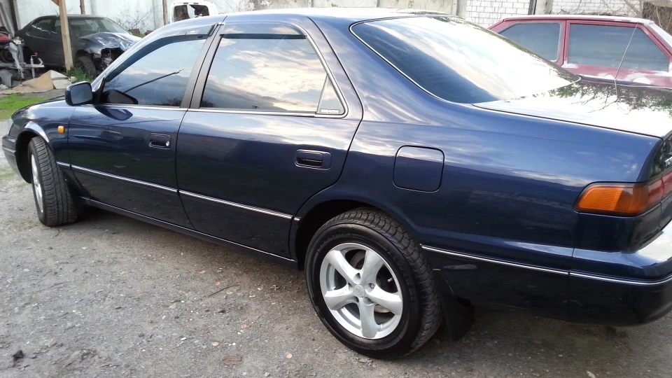 Toyota Camry V20 3.0 4
