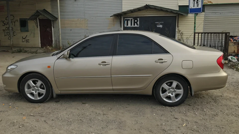 Toyota Camry V6 3
