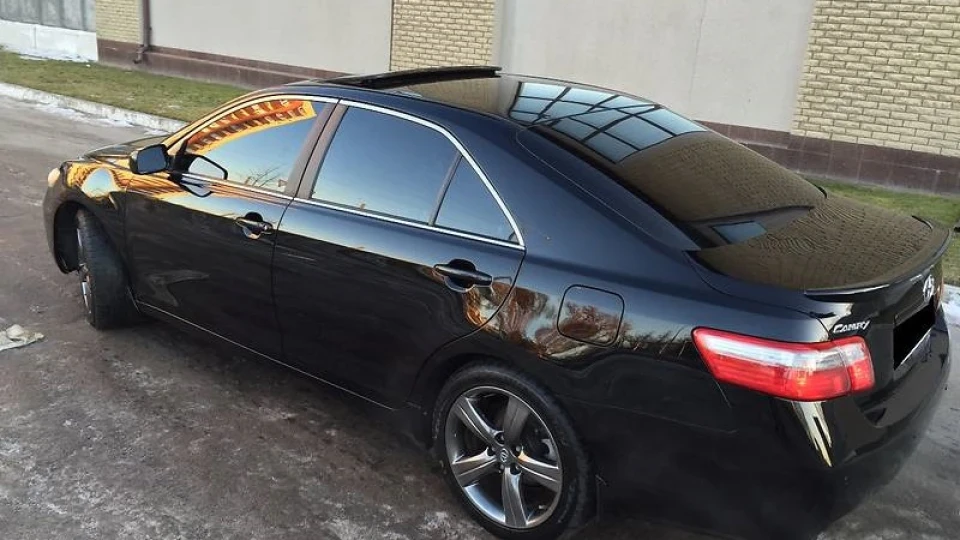 Toyota Camry V6