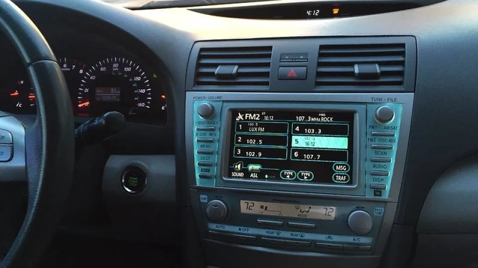 Toyota Camry V6 4