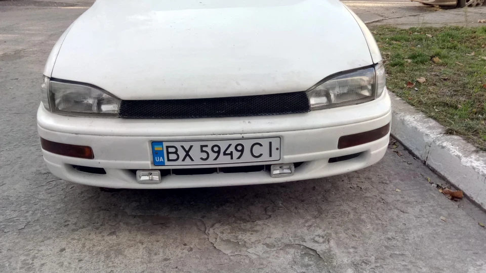Toyota Camry WHITE DRAGON