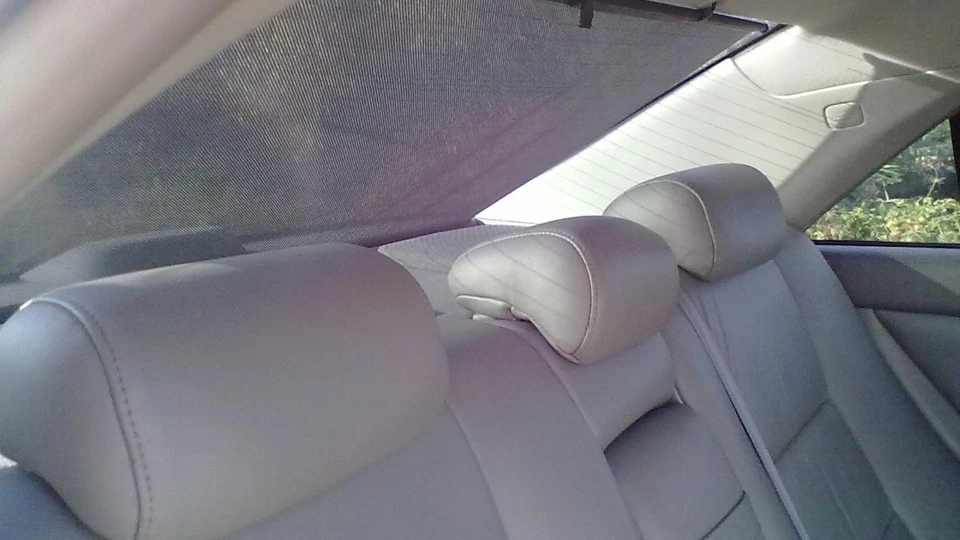 Toyota Camry XLE 3.0 V6 2
