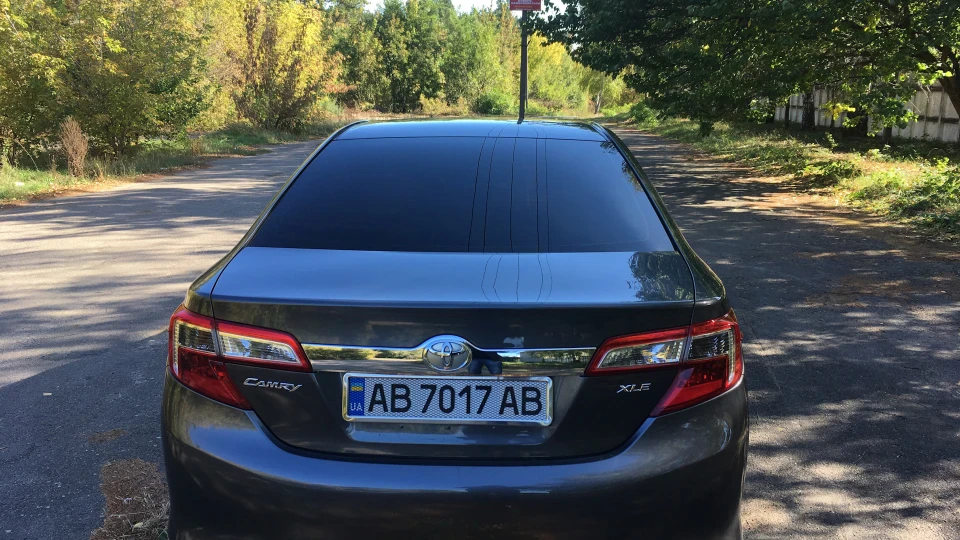 Toyota Camry XLE (USA) 4