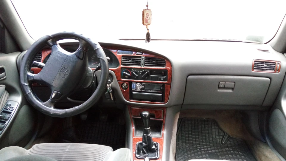 Toyota Camry Зелень 3