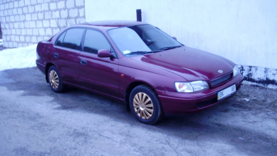 Toyota Carina E 5