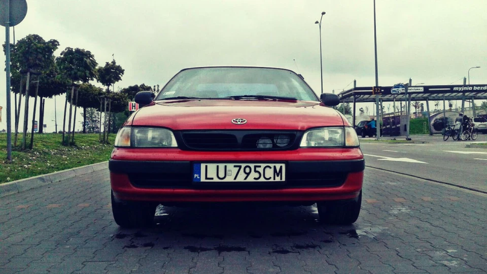 Toyota Carina E