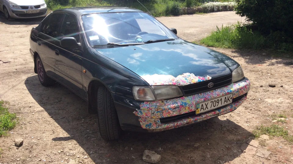 Toyota Carina E 2