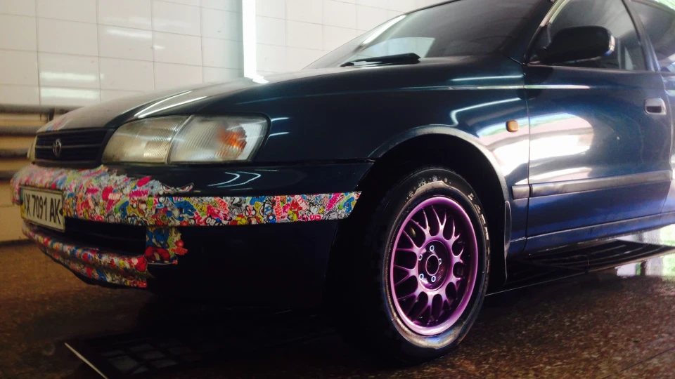 Toyota Carina E 5