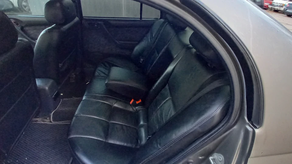 Toyota Carina E
