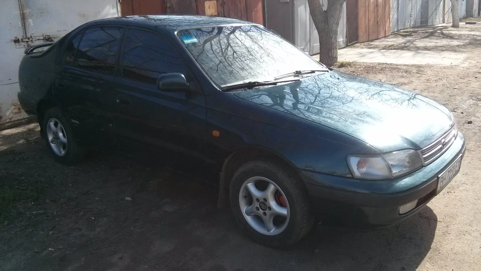 Toyota Carina E